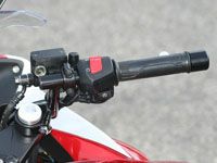ホンダ CBR250R/CB250F ハンドル周り