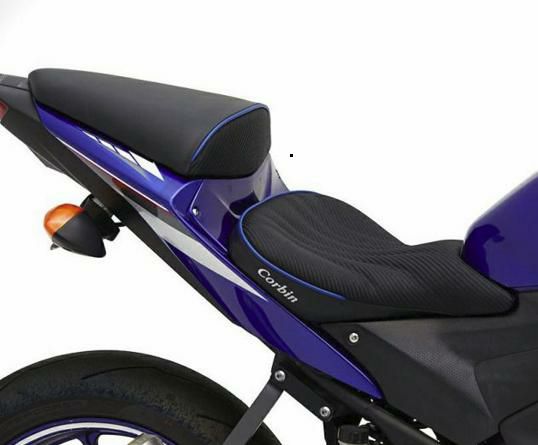 ヤマハ YZF-R25 シート
