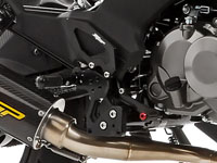 カワサキ Z125 フットパーツ
