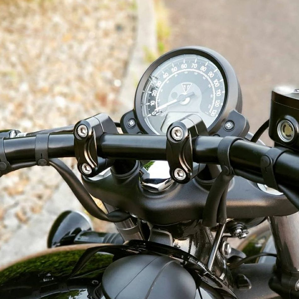 トライアンフ Thruxton(スラクストン)／R |ハンドル周り|モトパーツ 