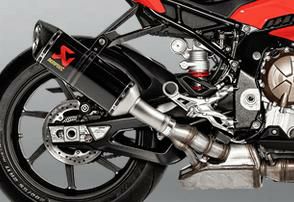 Akrapovic (アクラポヴィッチ)