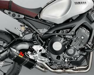ヤマハ XSR700 マフラー Akrapovic (アクラポヴィッチ)
