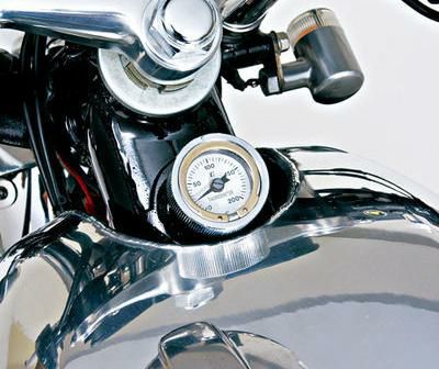 ヤマハ　SR400 RR社　ディップスティック油温計　文字盤ホワイト　ドイツ製 Amazon.co.jp: デイトナ(Daytona) KEDO(ケドー) バイク用 油温計