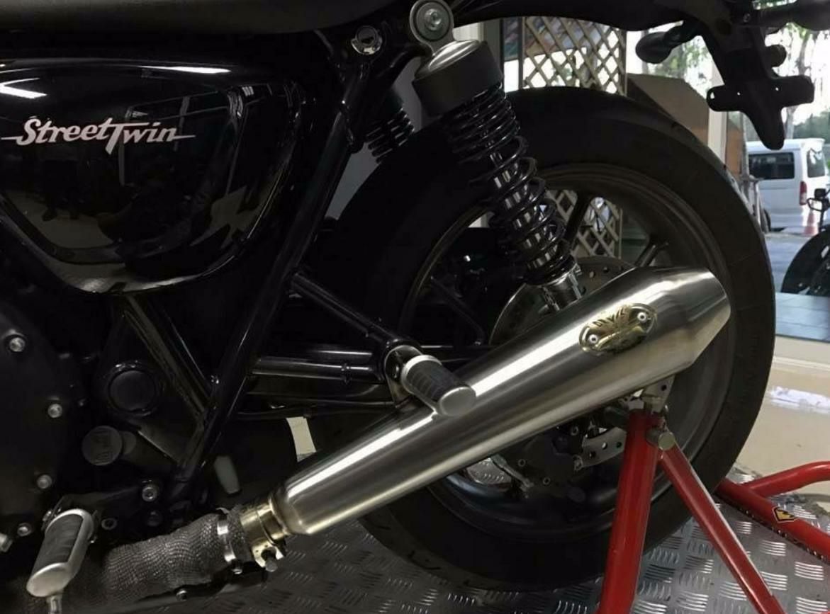 TRIUMPH Street Cup (ストリート カップ) マフラー Omega Racer