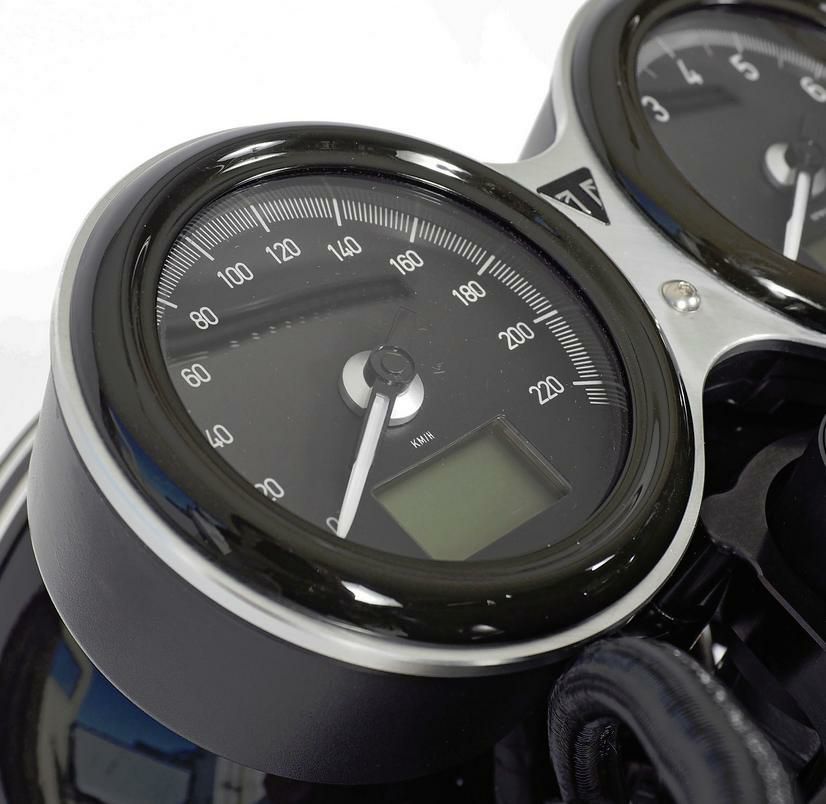 ブリティッシュカスタムズ トライアンフ スラクストン900用