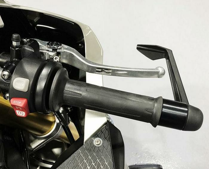 BMW S1000R ハンドルバーエンド