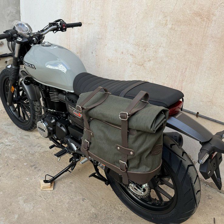 GB350 バッグ・キャリア