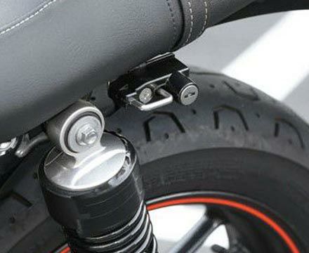 トライアンフ ストリートツイン ヘルメットロック