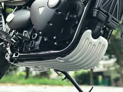 トライアンフ Thruxton（スラクストン）/R　アンダーカバー