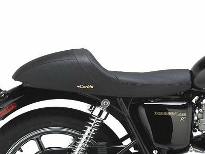 トライアンフ ボンネビル(Bonneville) T100&T120|Bonneville シート 