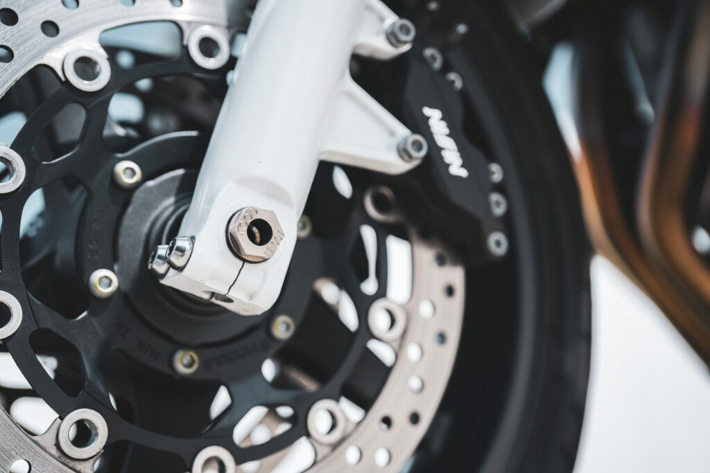GSX-R1000 R600 R750 チェーンアジャスター テンショナー re GSX-R1000 R600 R750 チェーンアジャスター テンショナー re
