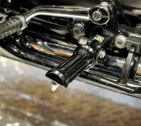 BMW R18 ステップ サイドスタンド