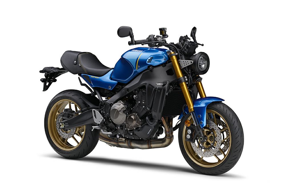 ヤマハ XSR900 2015-2022- ハンドル ライザー シルバー 20mmUP VOIGT