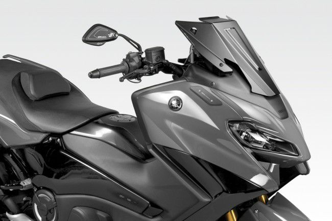 TMAX560 22- フェンダーレスキット DPM | バイクカスタムパーツ専門店 