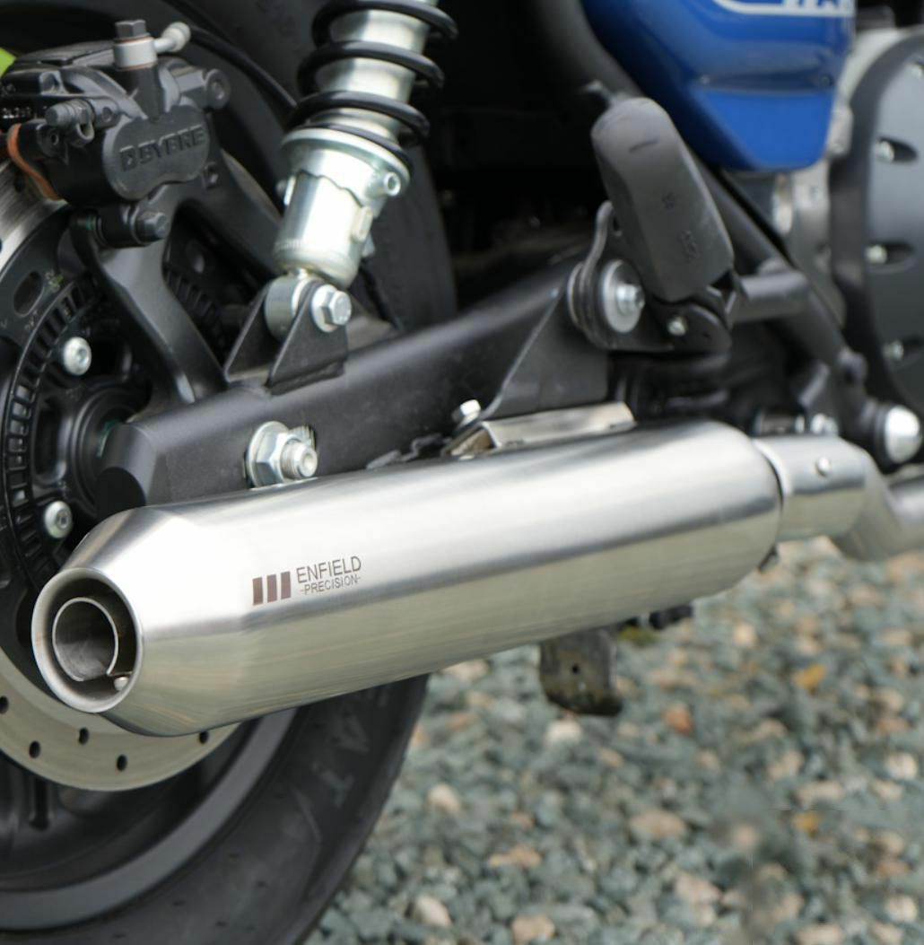 初めて乗ったとは思えないくらい乗りやすかった！？ ロイヤルエンフィールド・ショットガン650を桜井つぐみがインプレッション！！ | 【モトメガネ】バイク ・オートバイ|自動車・クルマ|キャンプのニュース情報 ロイヤル用 エンフィールド用 ショットガン用 650 2024-2025用 リアテールタイディフェンダーエリミネーター用 オートバイ