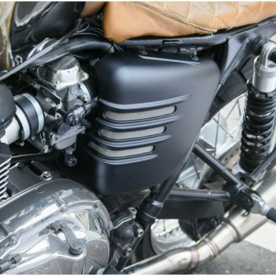 モートーン triumph用サイドカバー　左右セット Motone アルミ サイドパネル左右セット (ブラッシュ