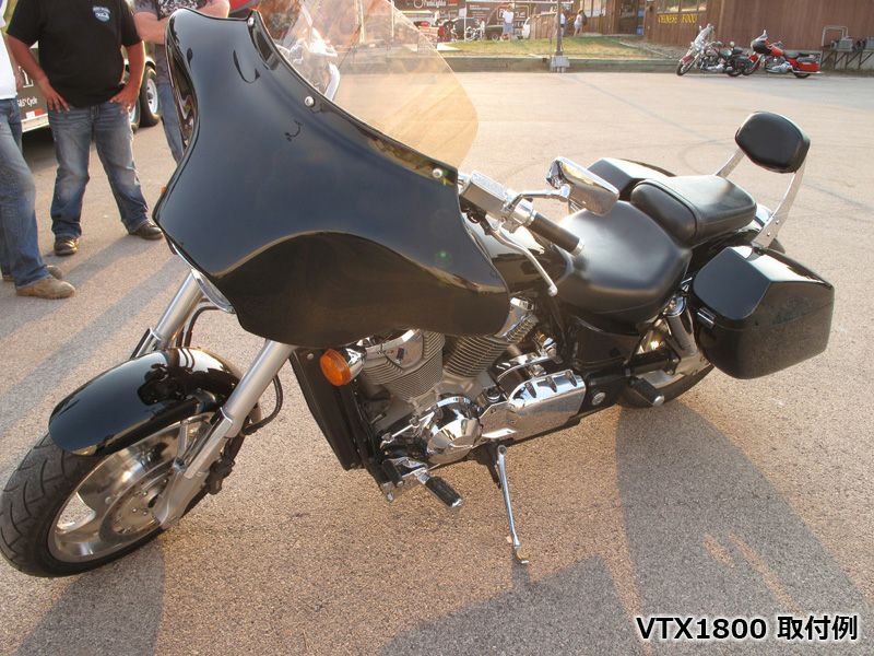 TSU バットウィング6x9 フェアリング with フルステレオ VTX1800R/C/S/T/F （カバー無しフォーク用） 01-09-03