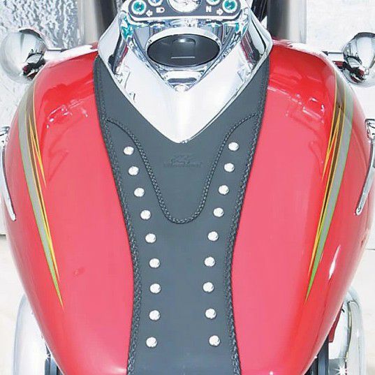 MUSTANG クルーザータンクビブ スタッド付 VN800 A/C-02