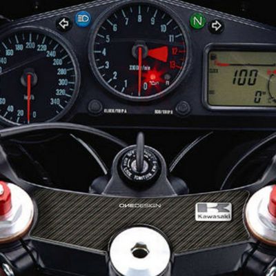 カワサキ ニンジャ ZX-14R、ZZ-R1400 他 クロモリアクスル カワサキ ニンジャ ZX-14R、ZZ-R1400 他 クロモリアクスル
