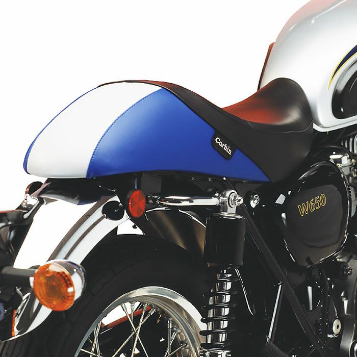カワサキW800 シート |バイクパーツ専門店 モトパーツ