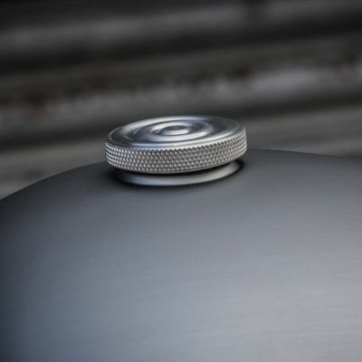 Motone(モートーン) ガスキャップ アルミ サテン トライアンフ