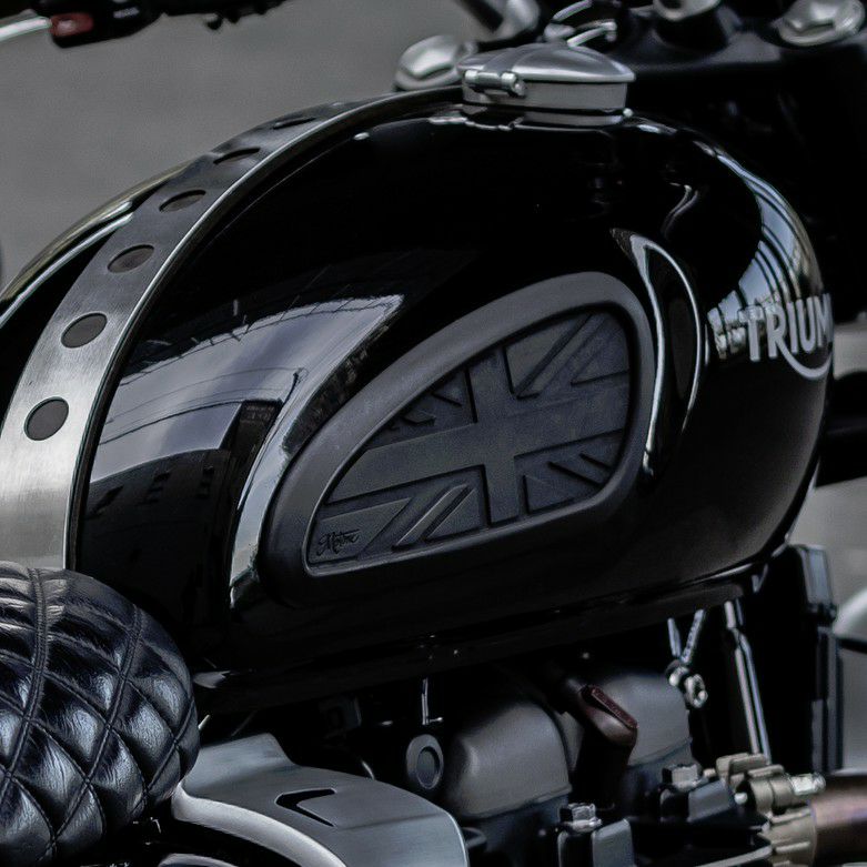 トライアンフ Thruxton(スラクストン)／R |タンクパッド＆キャップ 