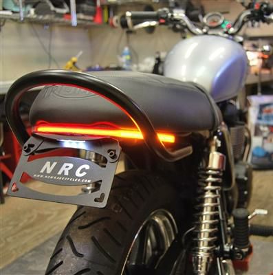 トライアンフ ボンネビル T100 T120 LED テールランプ
