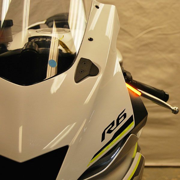 NewRageCycles LEDフロントウィンカー YZF-R6 17- | バイクカスタム 