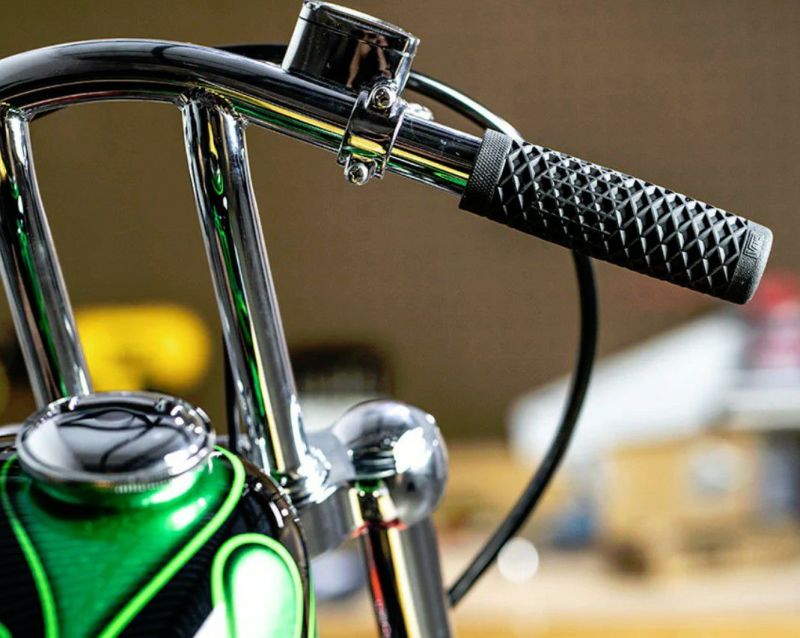 ODI VANS/CULT V-Twinグリップ ガムラバー 7/8インチ | バイクカスタム