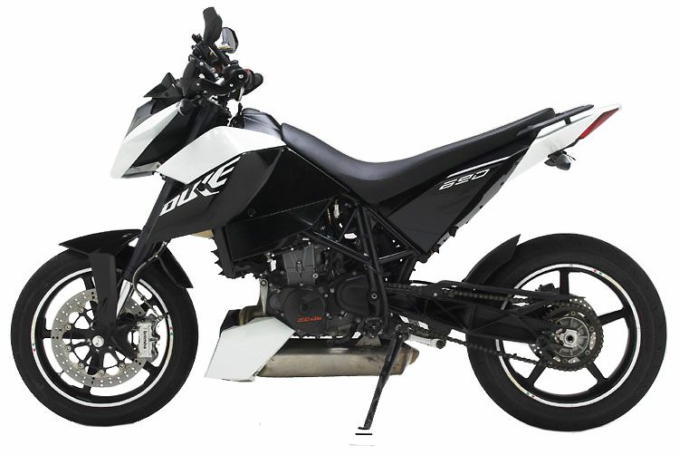 Corbin デュアルサドル 690Duke 08-10-02