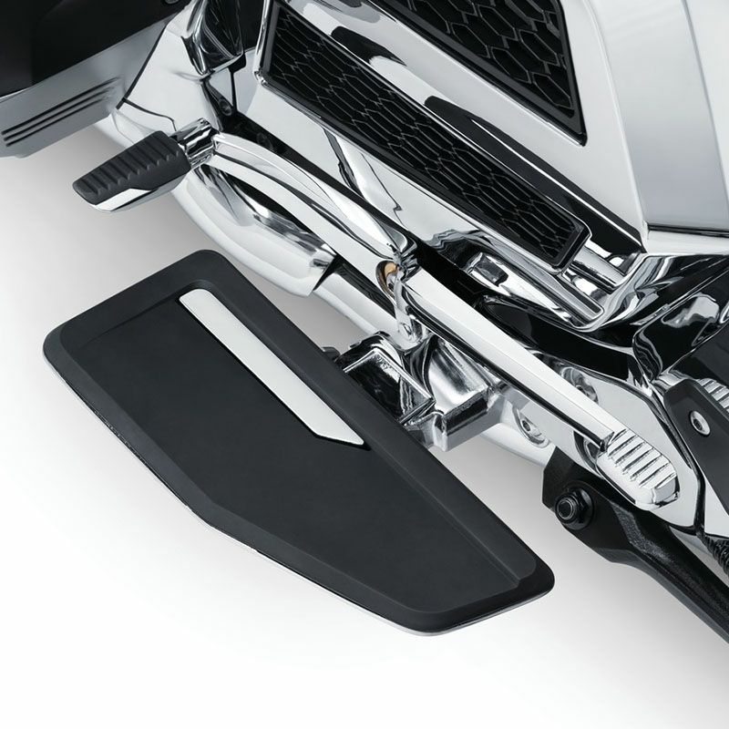 KURYAKYN Omni ドライバーフロアボードキット クローム　GL1800 18--02