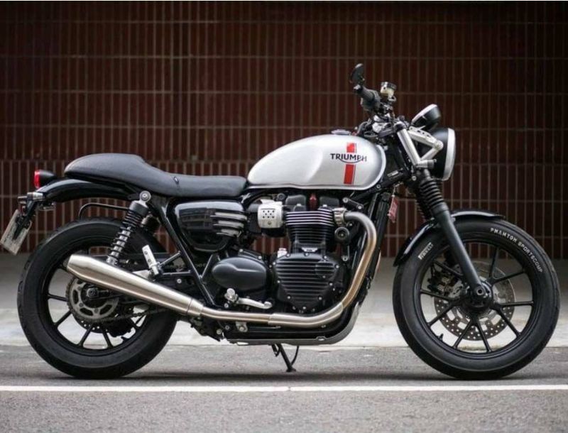 トライアンフ ボンネビル T120 T100 ストリートスクランブラー カフェ