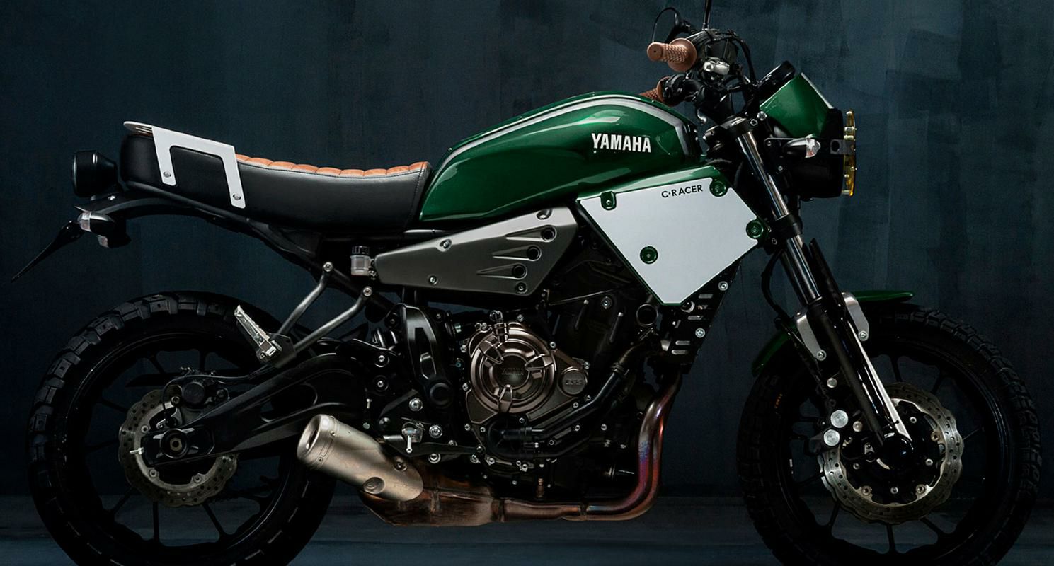 C-RACER フロントサイドカバー ゼッケンプレート XSR700 16--04