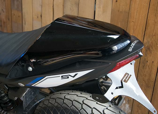 C-RACER シングルシートカバー SV650 16- | バイクカスタムパーツ専門 