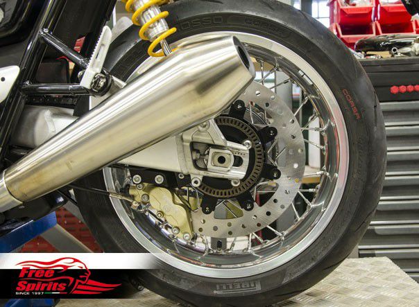 スピードツイン1200 スラクストン1200 16-20 ブレンボ リア