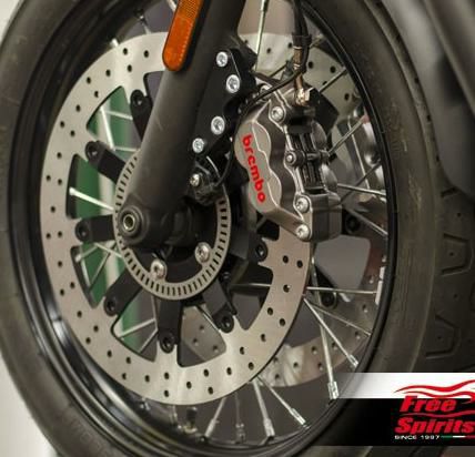 Brembo フロントキャリパー(チタン) ディスクローター アップグレード 
