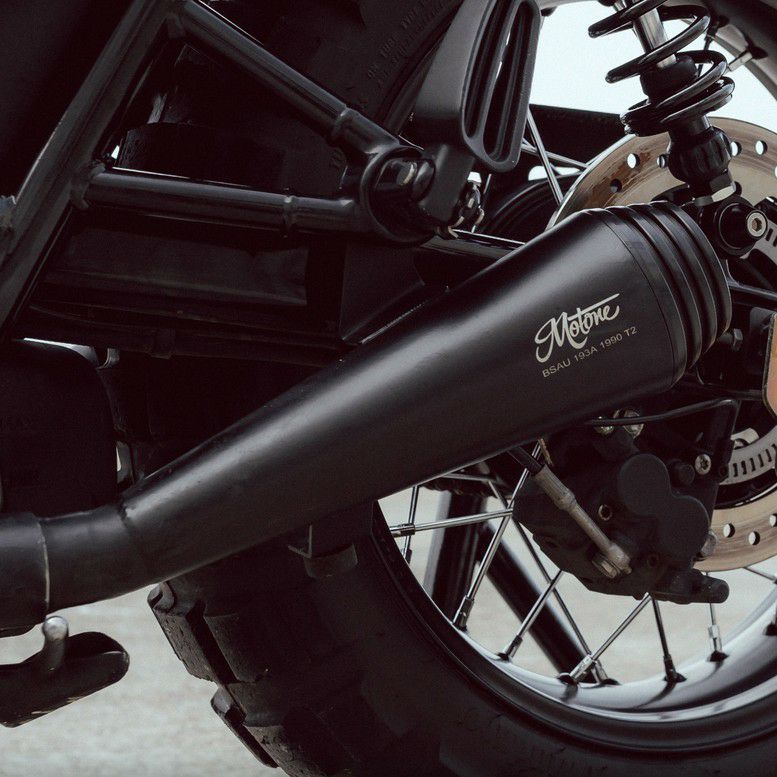 トライアンフ T100 T120 2016～ スリップオンマフラー ブラック 
