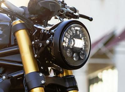 MOTODEMIC Adaptive LED ヘッドライト Monster 1200S | バイクカスタム