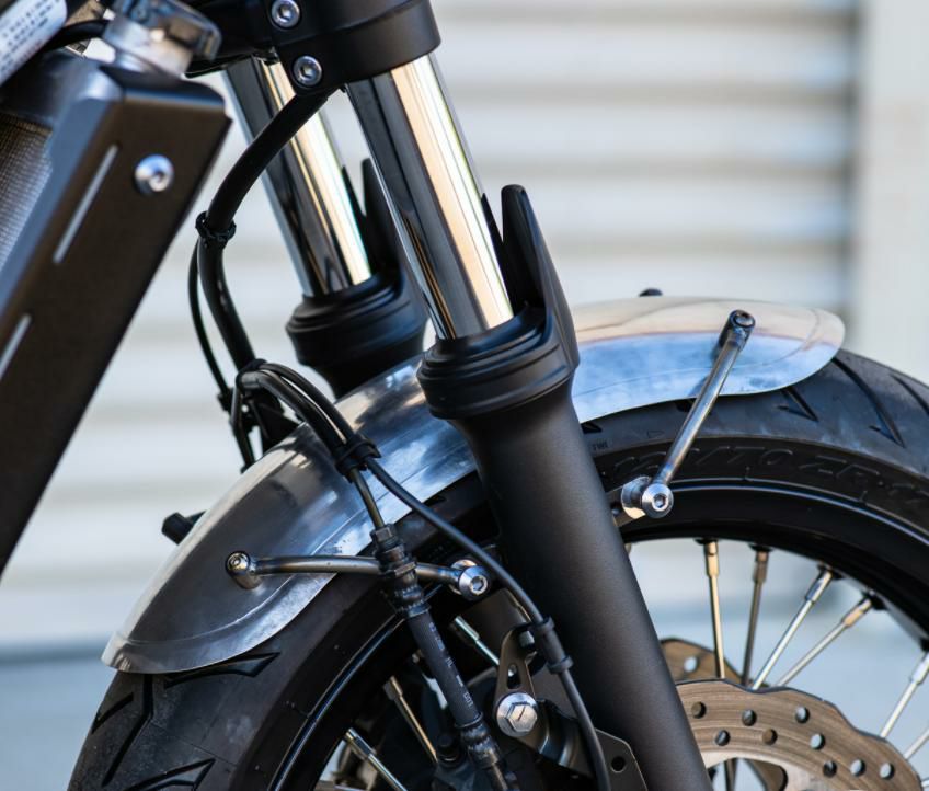 MOTODEMIC アルミ フロントフェンダー ヤマハ XSR700-03