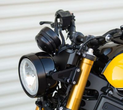 MOTODEMIC ヘッドライト ステー ヤマハ XSR900 | バイクカスタムパーツ 