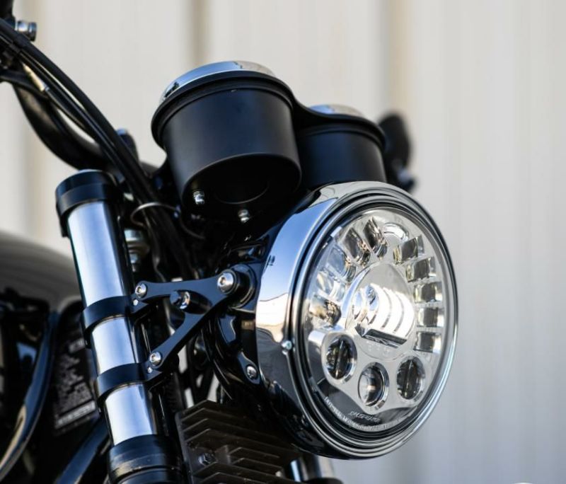 MOTODEMIC Adaptive LEDヘッドライト クローム Triumph Bonneville, Thruxton-02