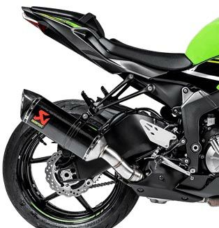 スリップオンライン (カーボン) KAWASAKI Ninja ZX-6R (2009-2020) AKRAPOVIC 1個