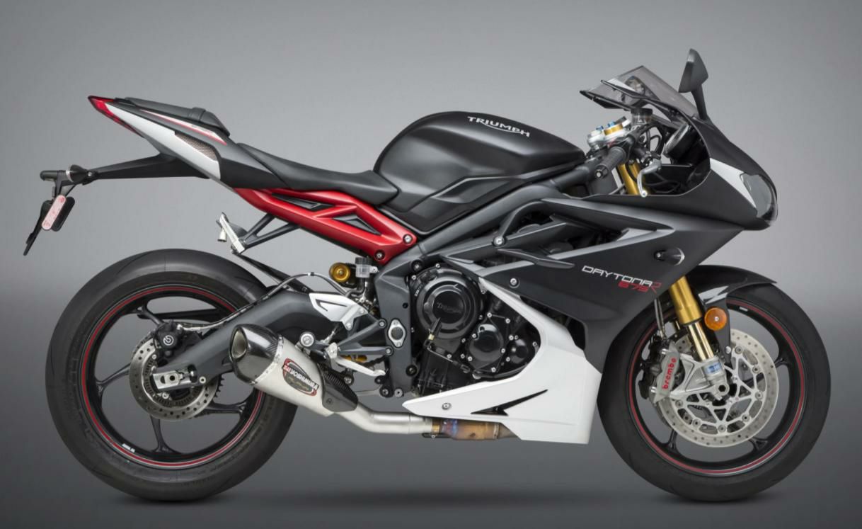 ヨシムラUSA アルファ ストリート ALPHA T ステンレス スリップオン マフラー トライアンフ Triumph DAYTONA 675-02