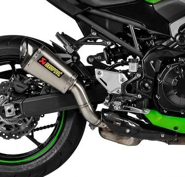 Akrapovic(アクラポヴィッチ) チタン・スリップオン・マフラー Kawasaki Z900-03