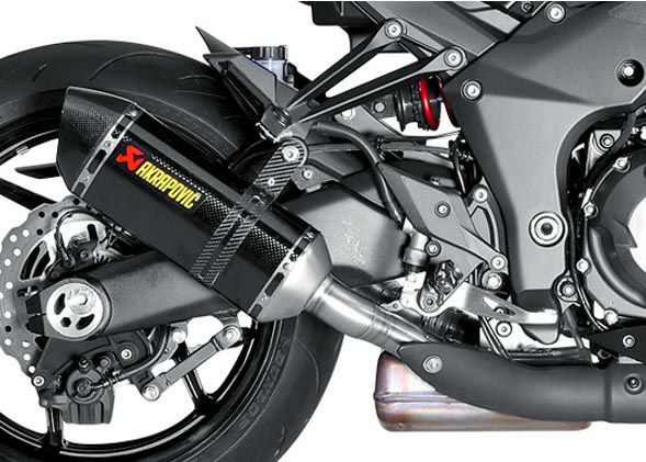 Akrapovic(アクラポヴィッチ) カーボン・スリップオン・マフラー Kawasaki Z1000-01