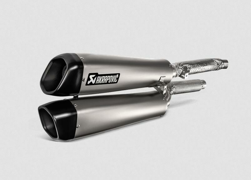 Akrapovic (アクラポヴィッチ) スリップオンマフラー・チタン・ECE規格・スクランブラー1200・19--06