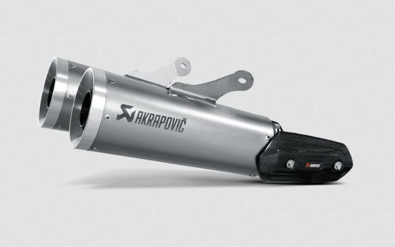 Akrapovic (アクラポヴィッチ) スリップオンマフラー・ECE規格・チタン