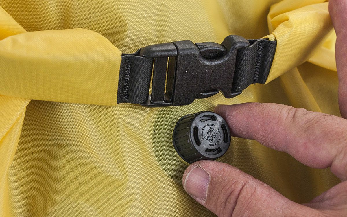 Giant Loop (ジャイアント ループ) COYOTE サドルバッグ ブラック-07