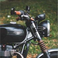 Motone(モートーン) ショートリーチ・ヘッドライトブラケット・41mm・トライアンフ・ボンネビルT100/T120・スクランブラー等・-01