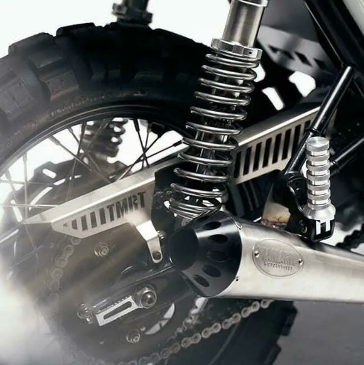 Tamarit タマリット Boludos スリップオンマフラー トライアンフ Thruxton 900-03